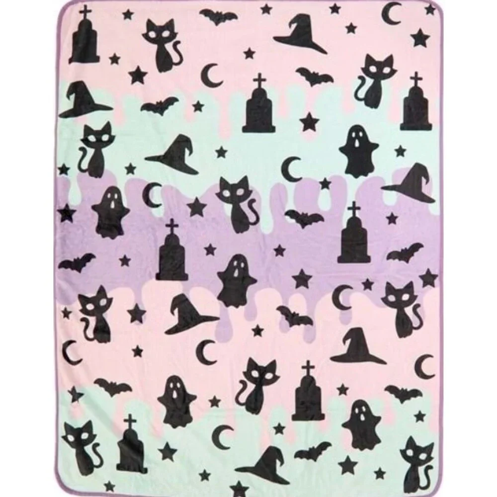 Halloween Plush Throw‎ Blanket 60x48 Plush NWT New Pastel Ghost Black Cats
